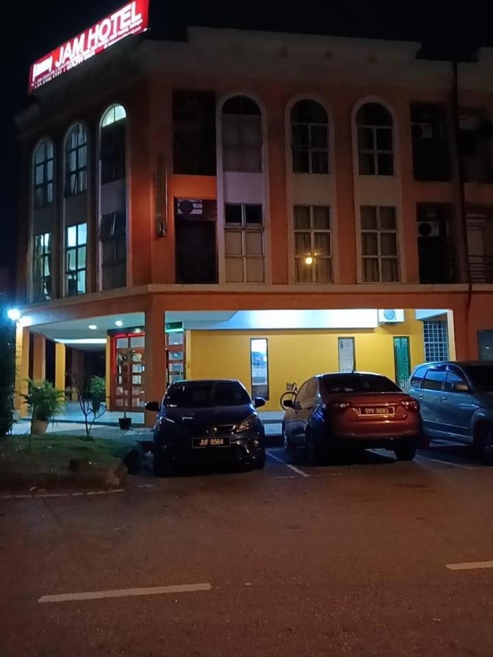 Jam Hotel Kota Warisan Sepang @ Erl Salak Tinggi, Klia 1-2 & F1 外观 照片