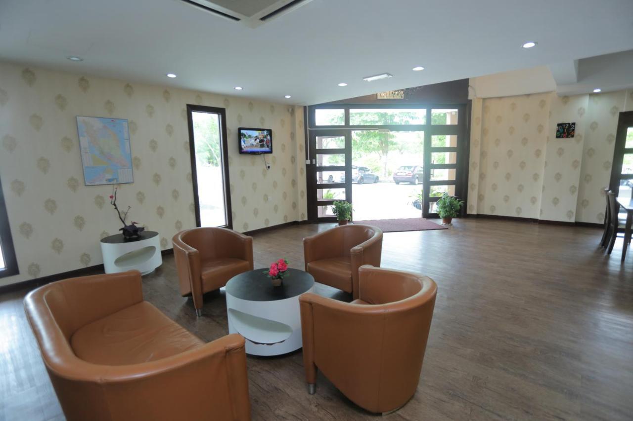 Jam Hotel Kota Warisan Sepang @ Erl Salak Tinggi, Klia 1-2 & F1 外观 照片